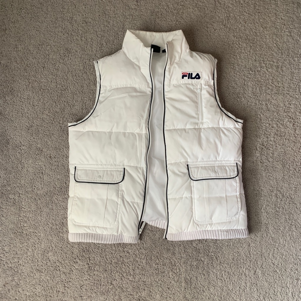 Vintage women’s Fila puffer vest medium